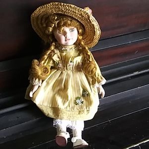 Phoenix Custom Promotions Porcelain Doll l2"